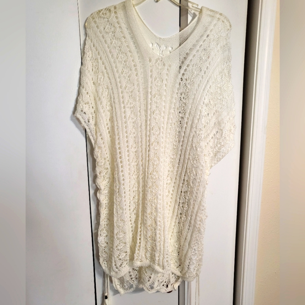 Beautiful and Unique Knit Cardigan